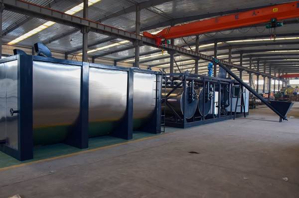 What inspections need to be done when using modified bitumen equipment